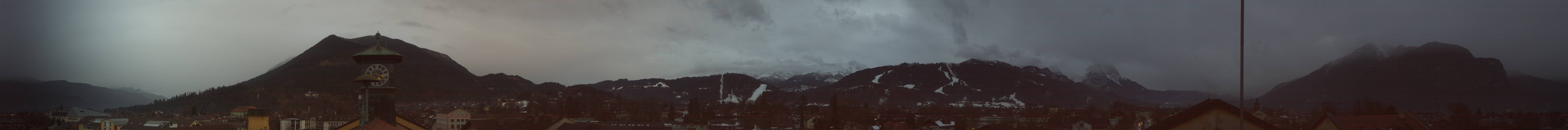 Archiv Foto Webcam Panoramablick Rathaus Garmisch-Partenkirchen