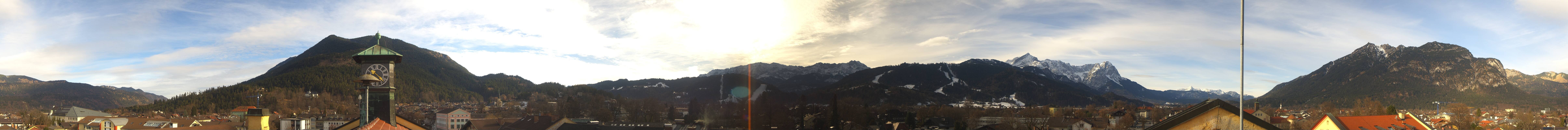 Archiv Foto Webcam Panoramablick Rathaus Garmisch-Partenkirchen
