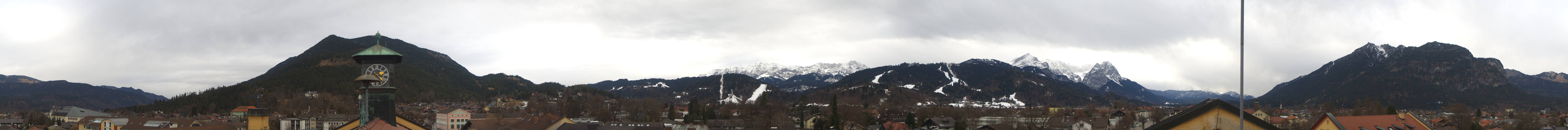 Archiv Foto Webcam Panoramablick Rathaus Garmisch-Partenkirchen