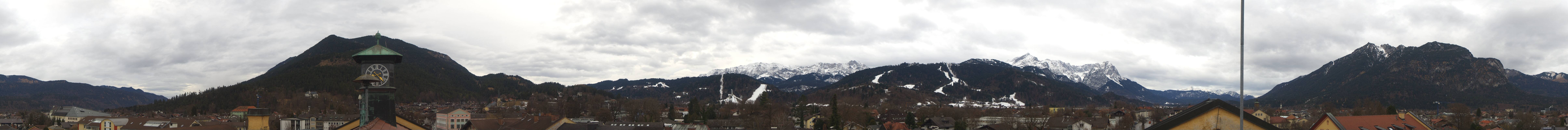 Archiv Foto Webcam Panoramablick Rathaus Garmisch-Partenkirchen