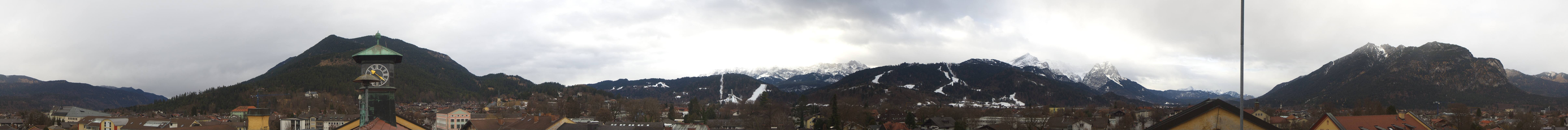 Archiv Foto Webcam Panoramablick Rathaus Garmisch-Partenkirchen