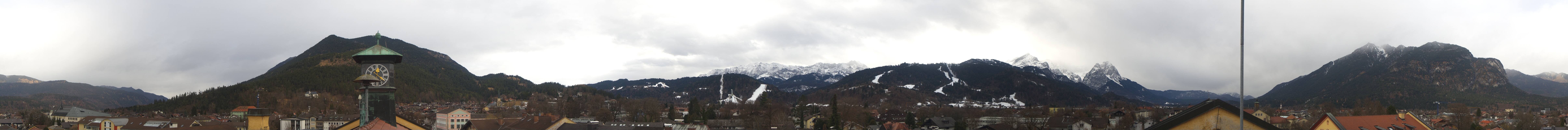 Archiv Foto Webcam Panoramablick Rathaus Garmisch-Partenkirchen