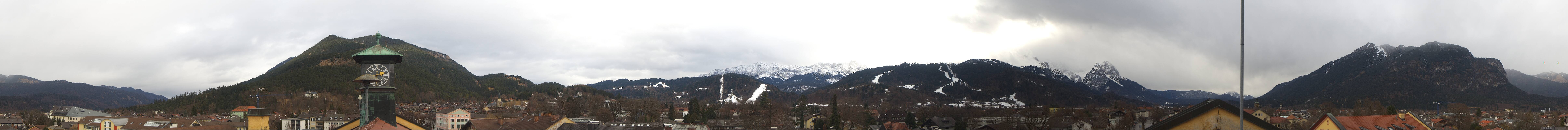 Archiv Foto Webcam Panoramablick Rathaus Garmisch-Partenkirchen