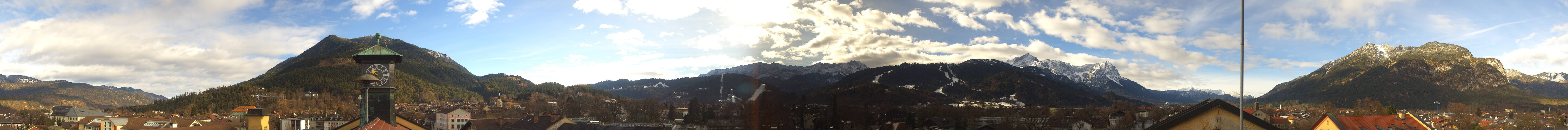 Archiv Foto Webcam Panoramablick Rathaus Garmisch-Partenkirchen