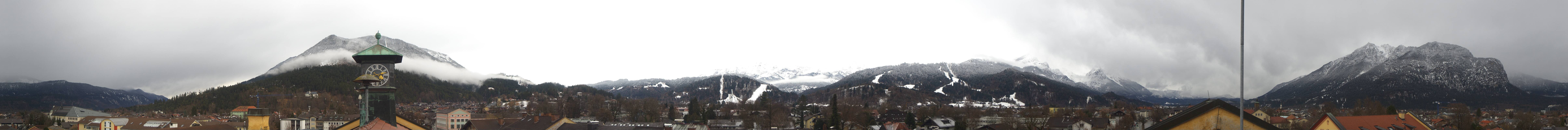 Archiv Foto Webcam Panoramablick Rathaus Garmisch-Partenkirchen