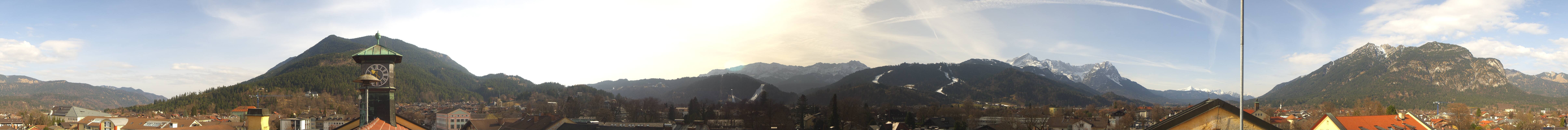 Archiv Foto Webcam Panoramablick Rathaus Garmisch-Partenkirchen