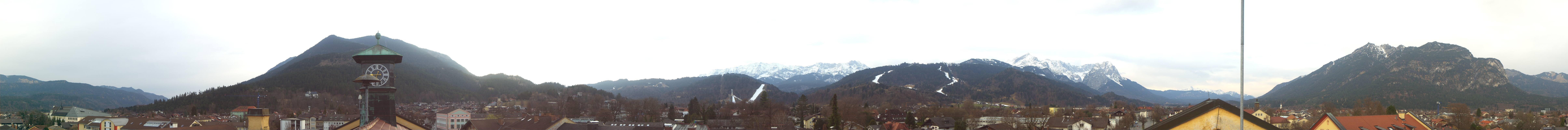 Archiv Foto Webcam Panoramablick Rathaus Garmisch-Partenkirchen