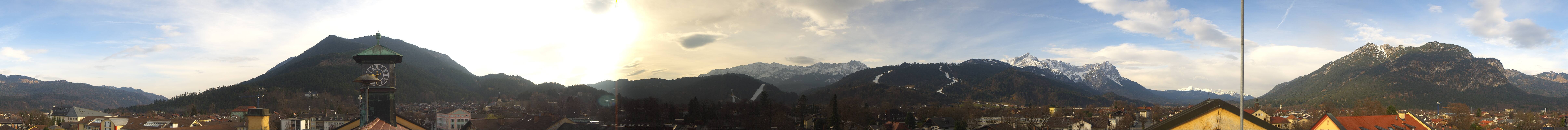 Archiv Foto Webcam Panoramablick Rathaus Garmisch-Partenkirchen