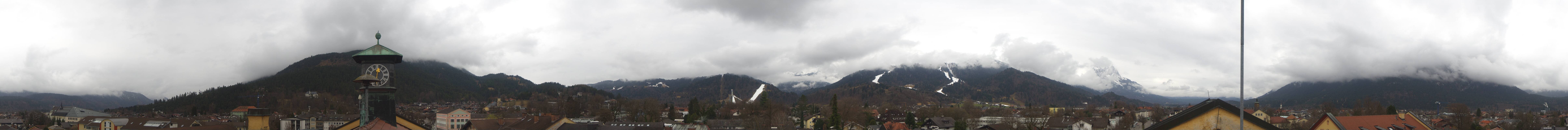 Archiv Foto Webcam Panoramablick Rathaus Garmisch-Partenkirchen