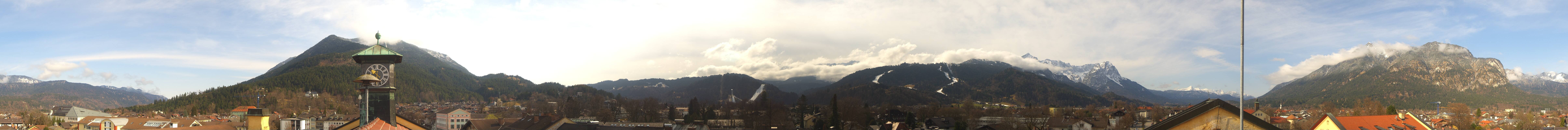Archiv Foto Webcam Panoramablick Rathaus Garmisch-Partenkirchen
