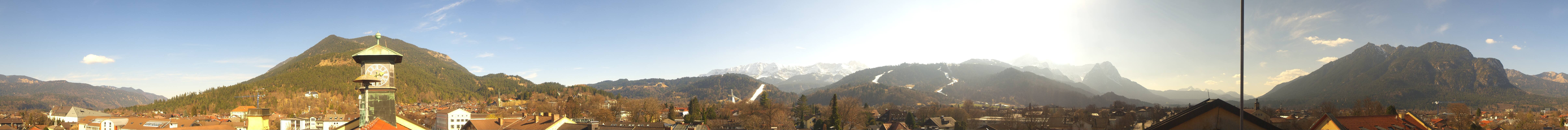Archiv Foto Webcam Panoramablick Rathaus Garmisch-Partenkirchen