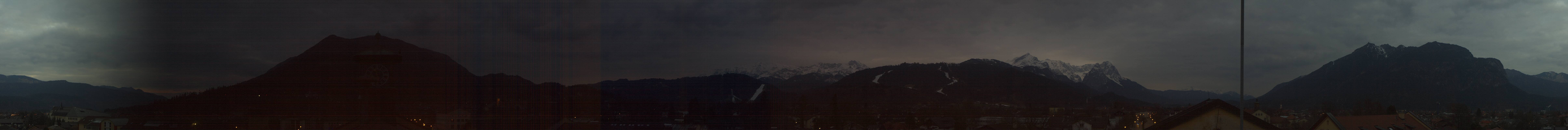 Archiv Foto Webcam Panoramablick Rathaus Garmisch-Partenkirchen