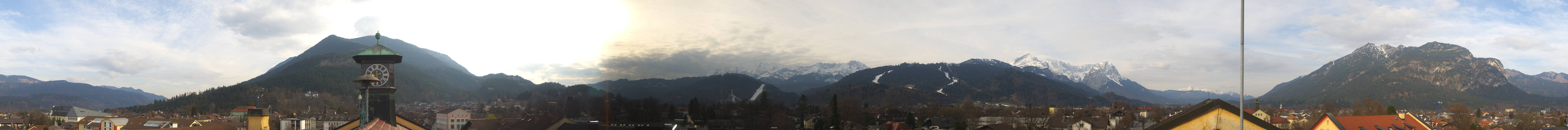 Archiv Foto Webcam Panoramablick Rathaus Garmisch-Partenkirchen