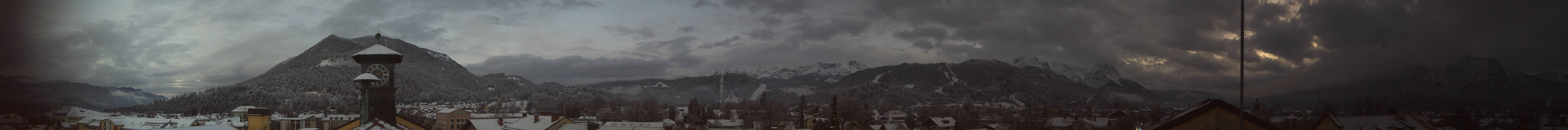 Archiv Foto Webcam Panoramablick Rathaus Garmisch-Partenkirchen