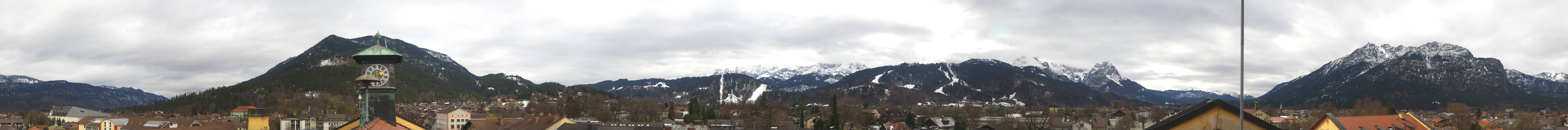 Archiv Foto Webcam Panoramablick Rathaus Garmisch-Partenkirchen