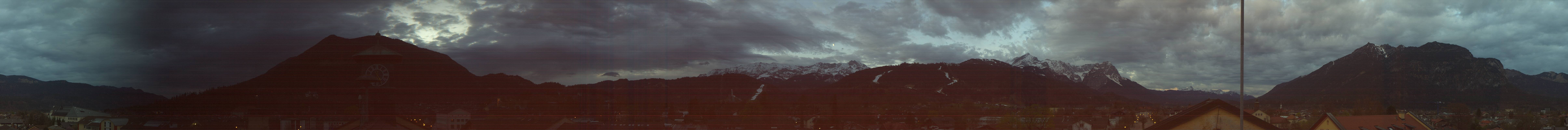 Archiv Foto Webcam Panoramablick Rathaus Garmisch-Partenkirchen