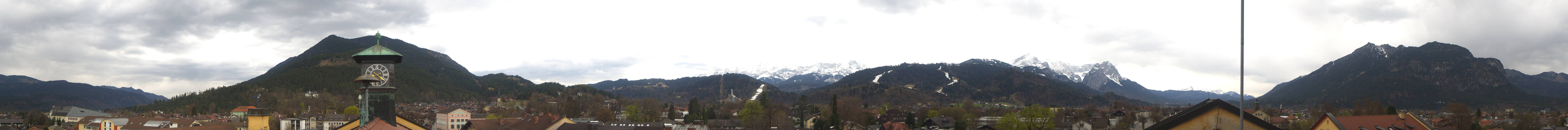 Archiv Foto Webcam Panoramablick Rathaus Garmisch-Partenkirchen