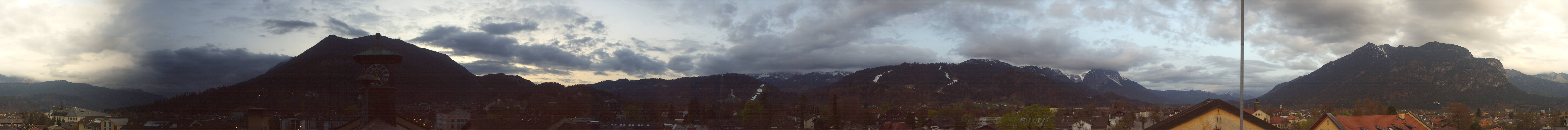Archiv Foto Webcam Panoramablick Rathaus Garmisch-Partenkirchen