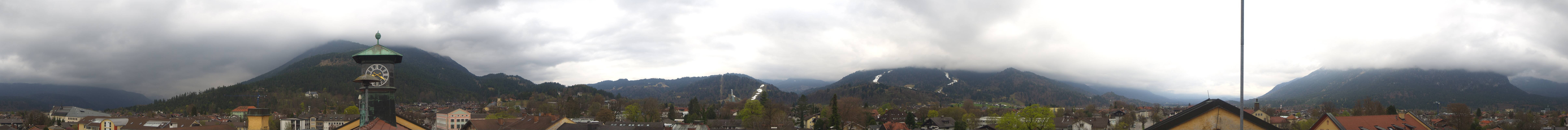 Archiv Foto Webcam Panoramablick Rathaus Garmisch-Partenkirchen