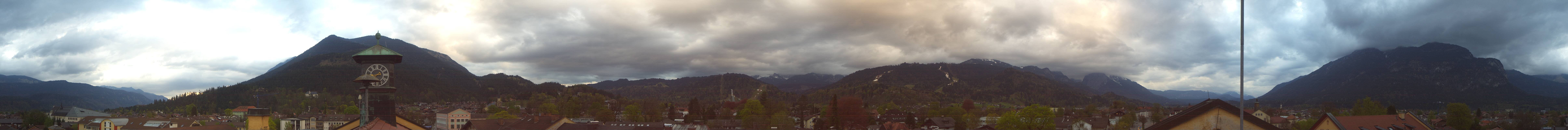 Archiv Foto Webcam Panoramablick Rathaus Garmisch-Partenkirchen