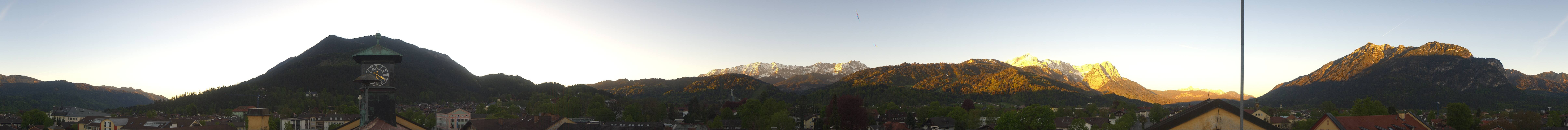 Archived image Webcam Garmisch townhall