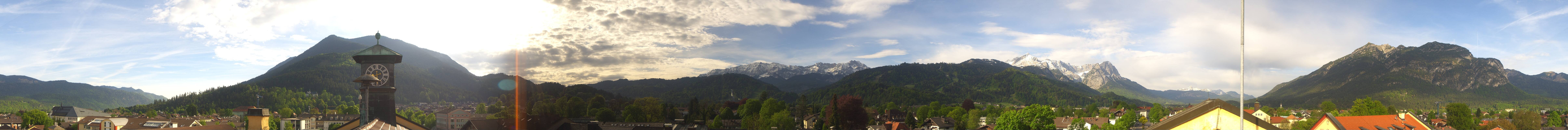 Archiv Foto Webcam Panoramablick Rathaus Garmisch-Partenkirchen