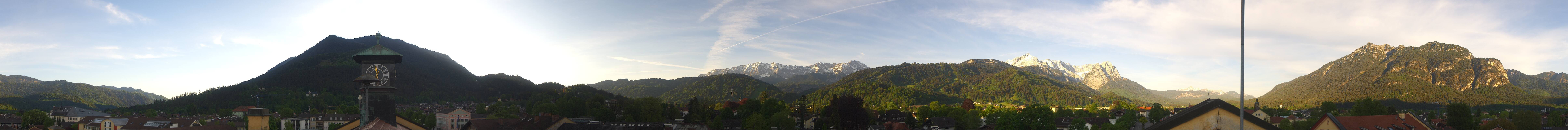 Archiv Foto Webcam Panoramablick Rathaus Garmisch-Partenkirchen