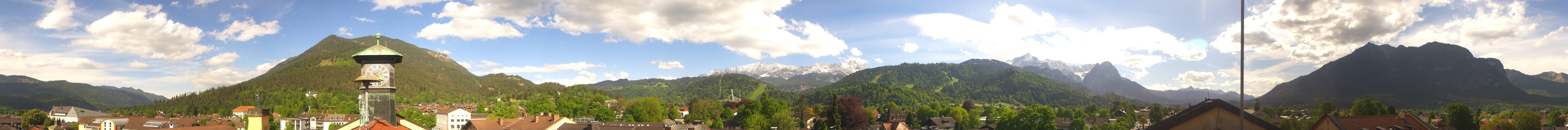 Archiv Foto Webcam Panoramablick Rathaus Garmisch-Partenkirchen