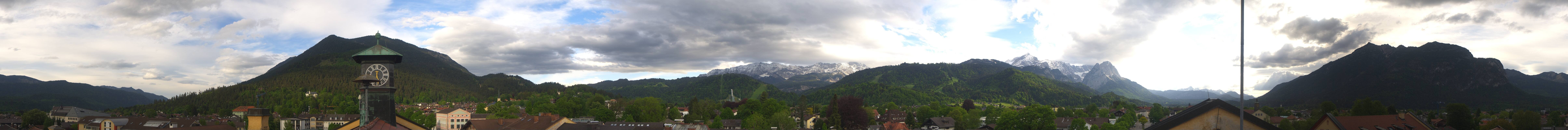 Archiv Foto Webcam Panoramablick Rathaus Garmisch-Partenkirchen