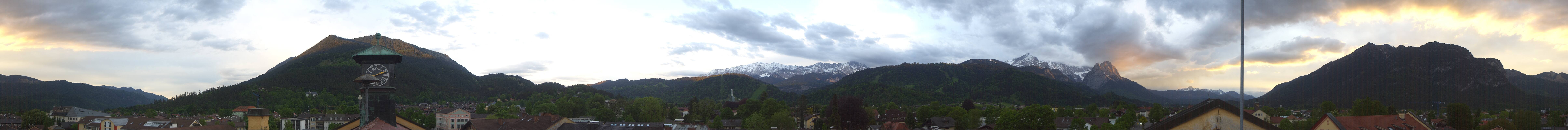 Archiv Foto Webcam Panoramablick Rathaus Garmisch-Partenkirchen
