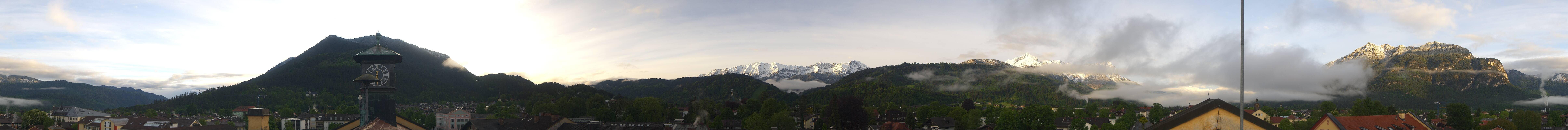 Archiv Foto Webcam Panoramablick Rathaus Garmisch-Partenkirchen