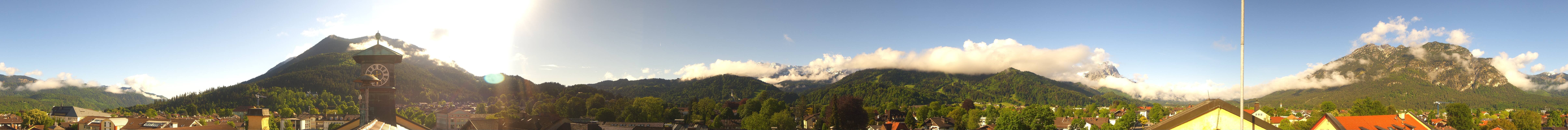 Archiv Foto Webcam Panoramablick Rathaus Garmisch-Partenkirchen