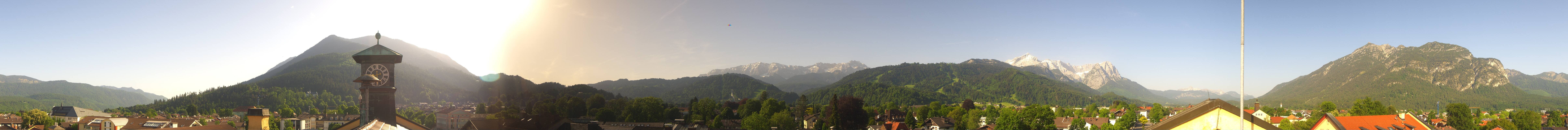 Archiv Foto Webcam Panoramablick Rathaus Garmisch-Partenkirchen
