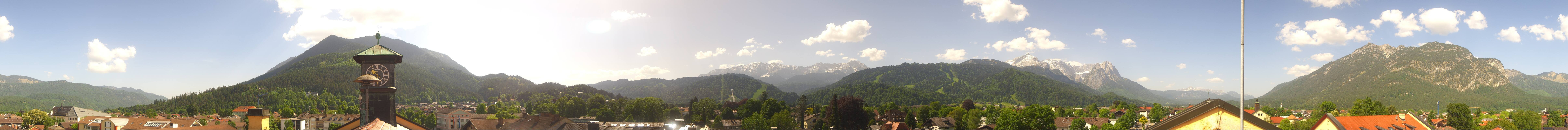 Archiv Foto Webcam Panoramablick Rathaus Garmisch-Partenkirchen