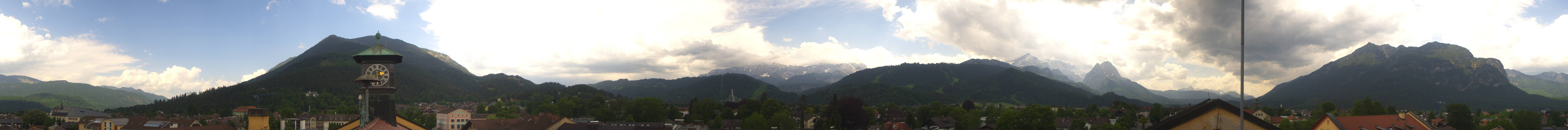 Archiv Foto Webcam Panoramablick Rathaus Garmisch-Partenkirchen