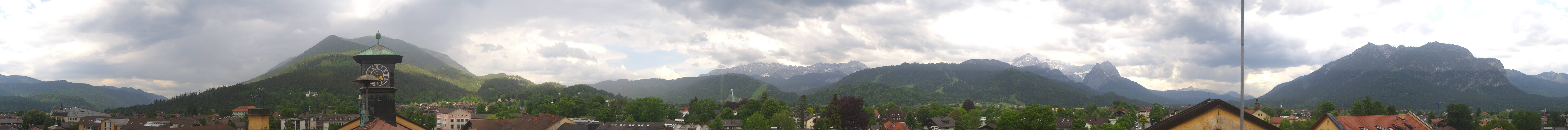 Archived image Webcam Garmisch townhall