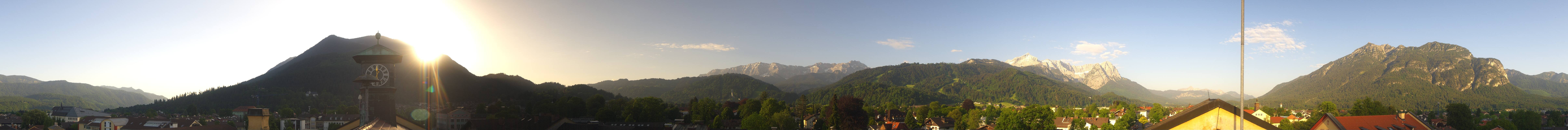 Archived image Webcam Garmisch townhall