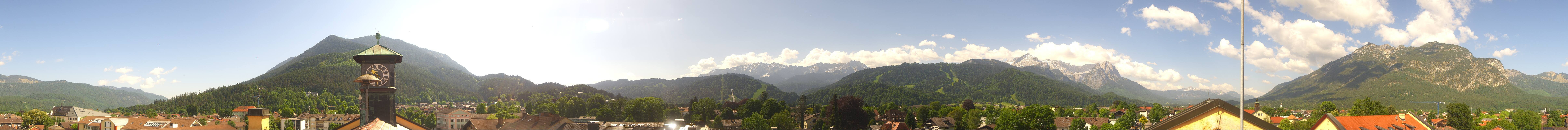 Archiv Foto Webcam Panoramablick Rathaus Garmisch-Partenkirchen