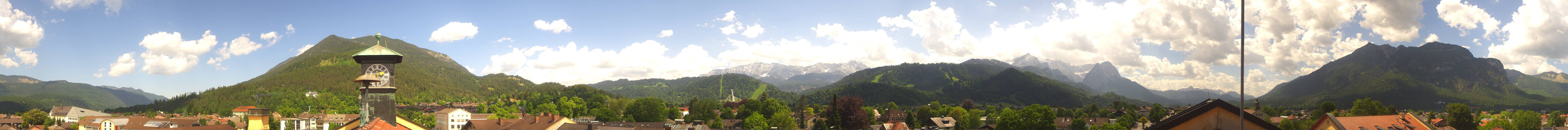 Archiv Foto Webcam Panoramablick Rathaus Garmisch-Partenkirchen