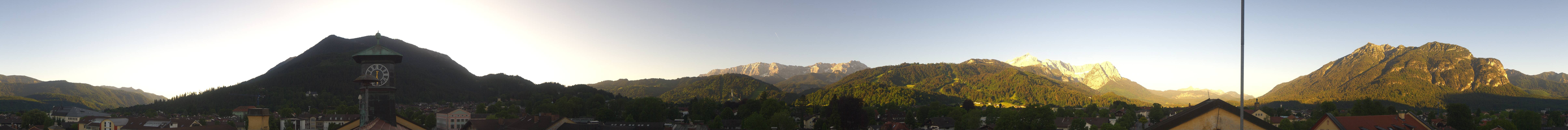 Archived image Webcam Garmisch townhall