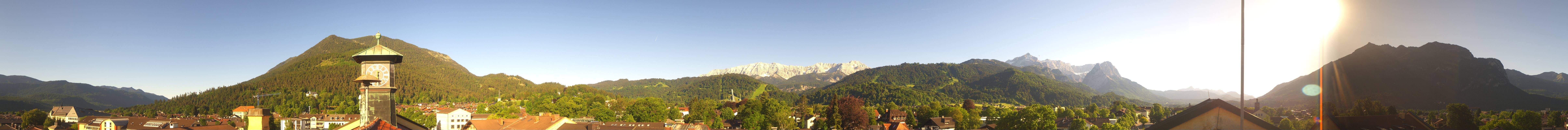 Archived image Webcam Garmisch townhall