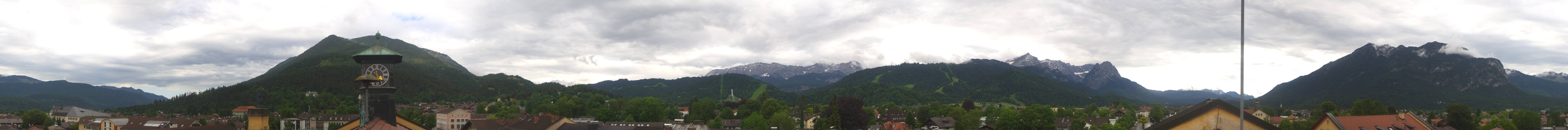 Archiv Foto Webcam Panoramablick Rathaus Garmisch-Partenkirchen