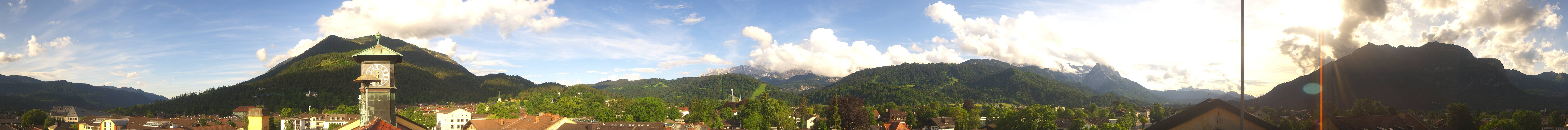 Archiv Foto Webcam Panoramablick Rathaus Garmisch-Partenkirchen