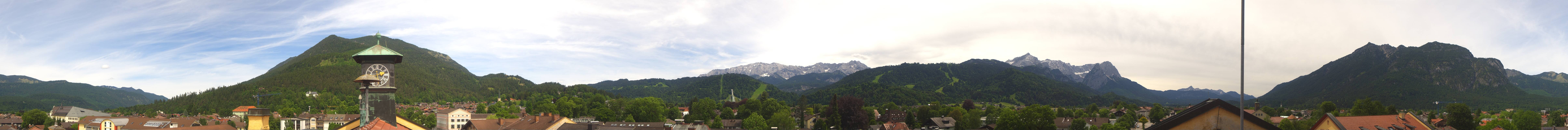 Archiv Foto Webcam Panoramablick Rathaus Garmisch-Partenkirchen