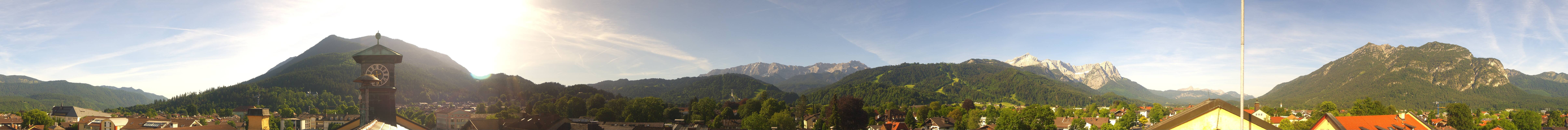 Archiv Foto Webcam Panoramablick Rathaus Garmisch-Partenkirchen