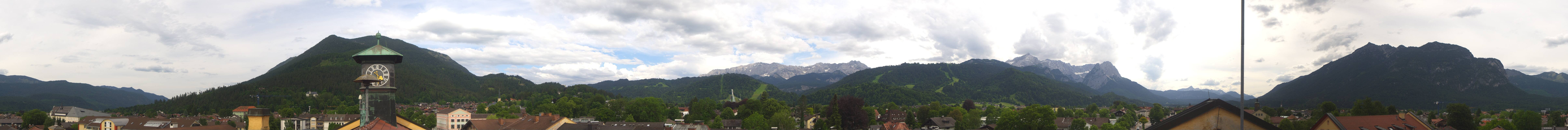 Archiv Foto Webcam Panoramablick Rathaus Garmisch-Partenkirchen