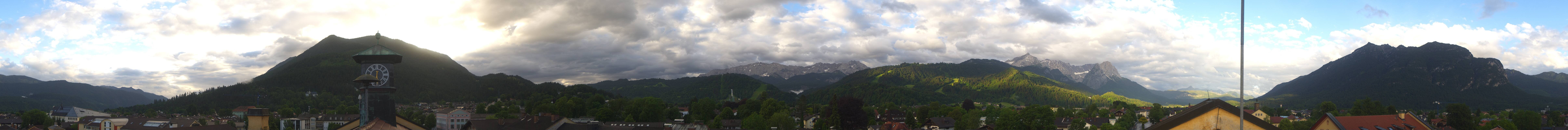 Archived image Webcam Garmisch townhall