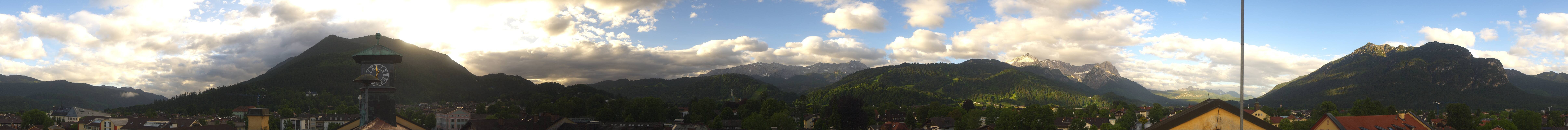 Archived image Webcam Garmisch townhall