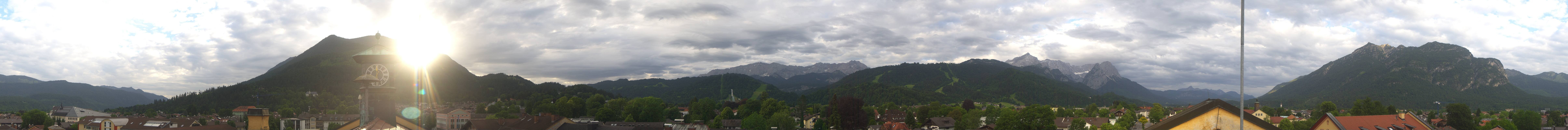 Archiv Foto Webcam Panoramablick Rathaus Garmisch-Partenkirchen