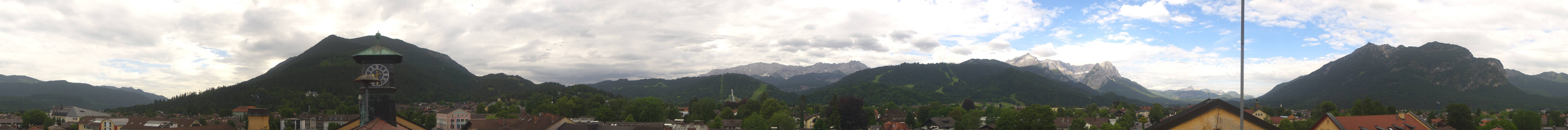 Archiv Foto Webcam Panoramablick Rathaus Garmisch-Partenkirchen